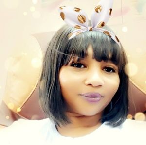 Meet your Posher, Camille